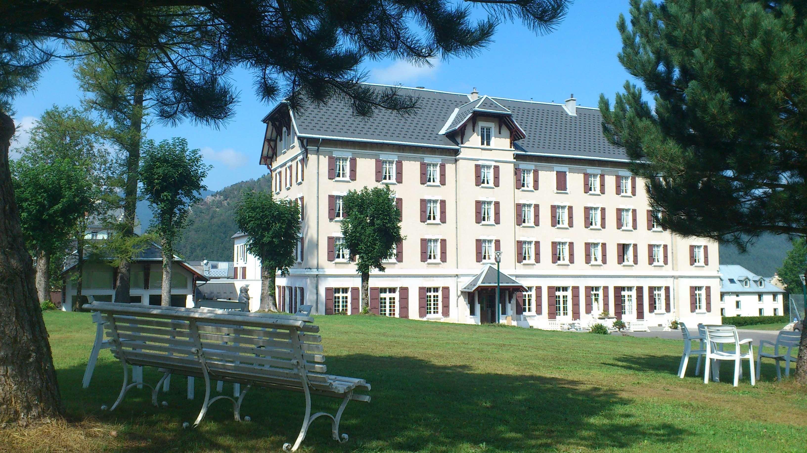 Best Western Grand Hotel De Paris & Spa Villard-de-Lans Exterior photo