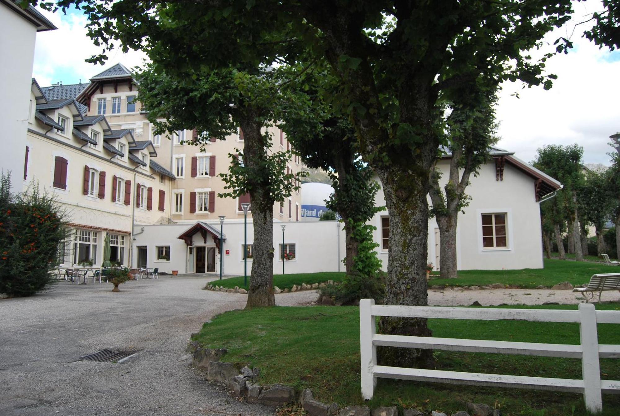 Best Western Grand Hotel De Paris & Spa Villard-de-Lans Exterior photo