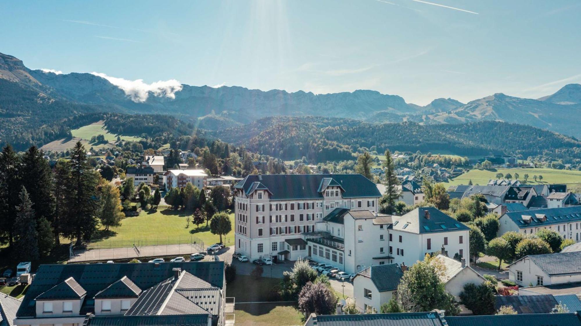 Best Western Grand Hotel De Paris & Spa Villard-de-Lans Exterior photo