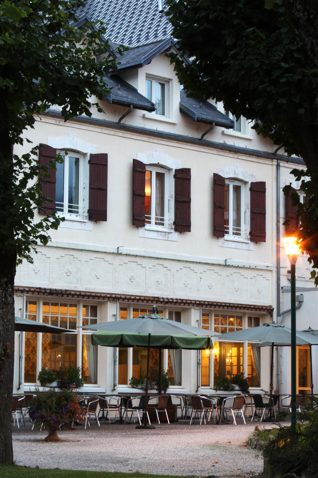 Best Western Grand Hotel De Paris & Spa Villard-de-Lans Exterior photo